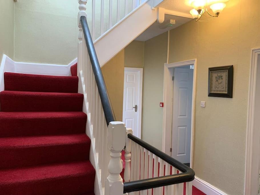 Heather Glen. Six Bedroom Home Near The Sea. Blackpool Eksteriør bilde