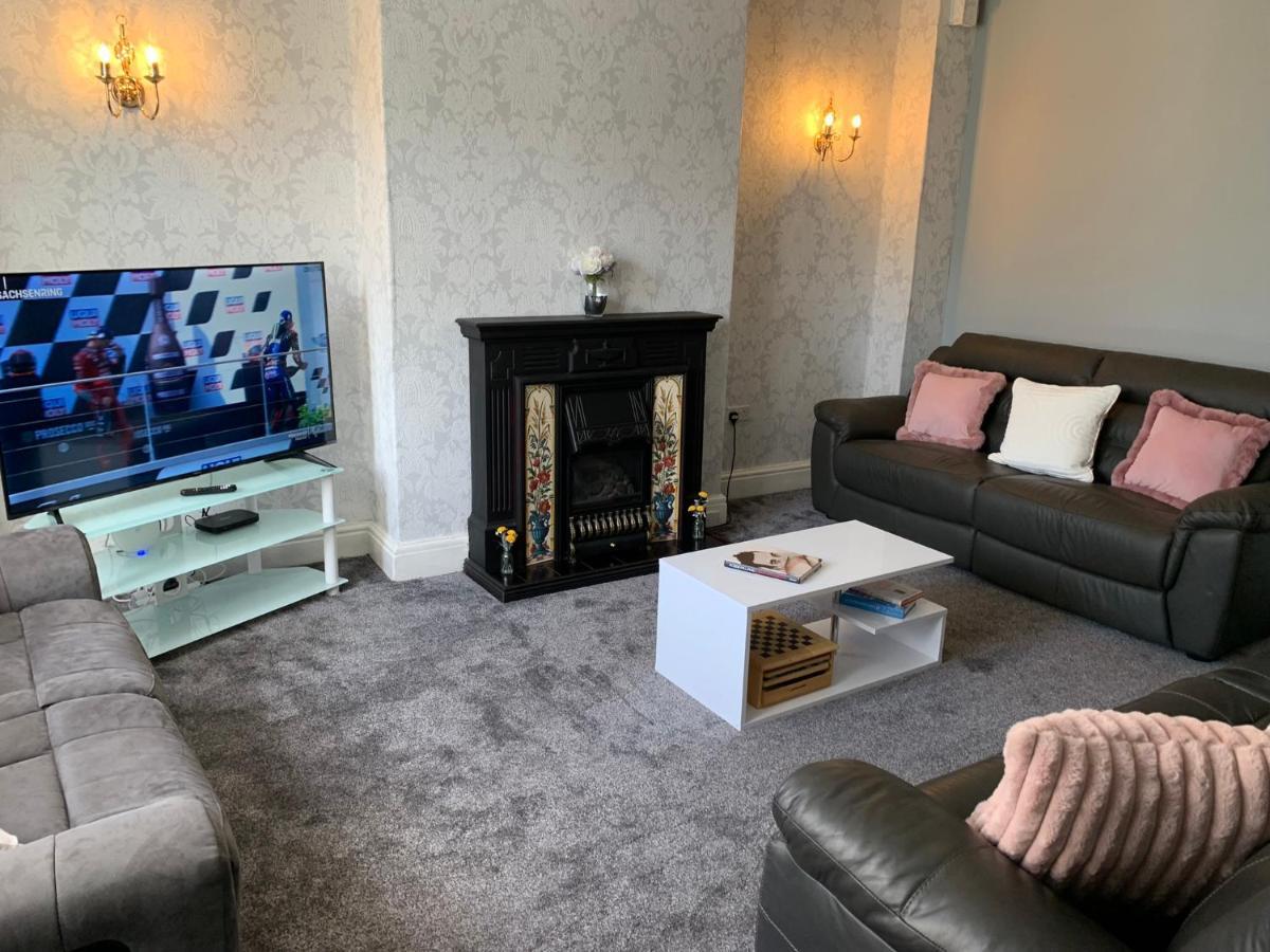 Heather Glen. Six Bedroom Home Near The Sea. Blackpool Eksteriør bilde