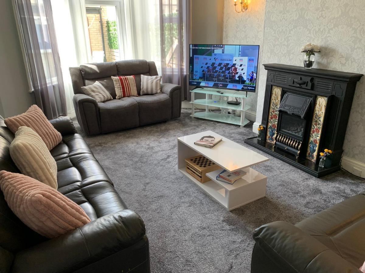 Heather Glen. Six Bedroom Home Near The Sea. Blackpool Eksteriør bilde